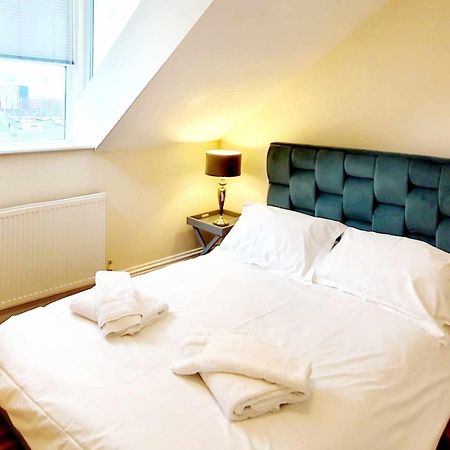 Apartment 5 - Two Bedroom Luxury Apartment Close To Town, Mainline Rail & Theatre Stylish And Comfortable Darlington  Exteriör bild