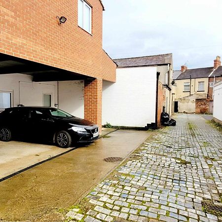 Apartment 5 - Two Bedroom Luxury Apartment Close To Town, Mainline Rail & Theatre Stylish And Comfortable Darlington  Exteriör bild