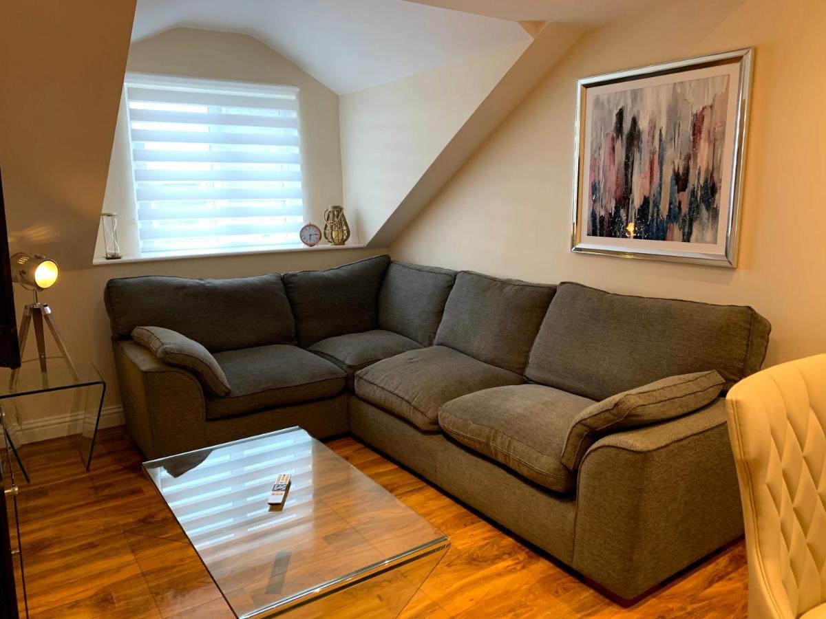 Apartment 5 - Two Bedroom Luxury Apartment Close To Town, Mainline Rail & Theatre Stylish And Comfortable Darlington  Exteriör bild
